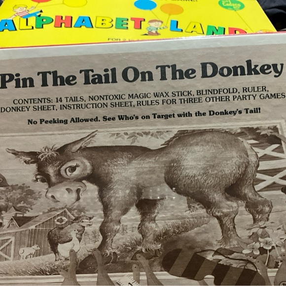 Vintage 1981 Pin The Tail On The Donkey Party Game-#4799-3 GOLDEN NEW SEALED - Picture 14 of 16